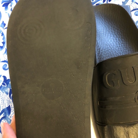 Gucci slides - Picture 3 of 9